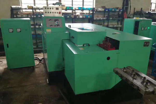 鉚釘機的性能、用途和操作方法